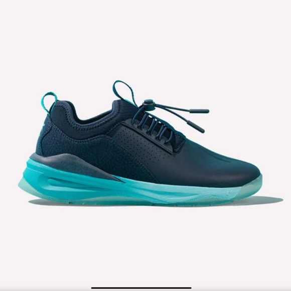 Clove Shoes - Clove Women’s Classic Shoe in Navy Blue / Aqua Blue